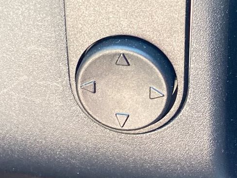 Used 2026 Lincoln Aviator AWD image 23
