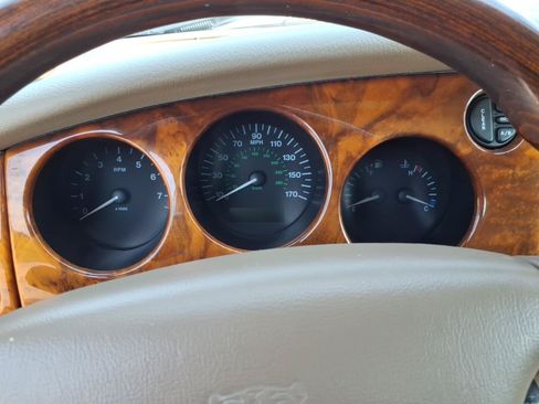 Used 2002 Jaguar XK8 Convertible RWD image 26