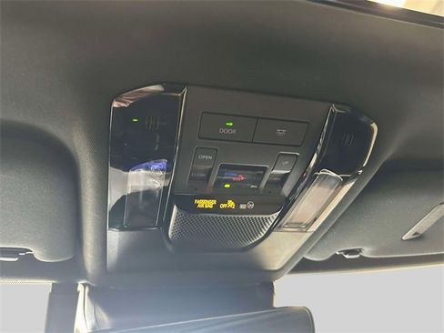 Certified 2025 Lexus GX 550 image 38