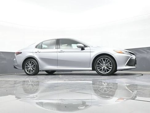 Used 2024 Toyota Camry XLE FWD image 50