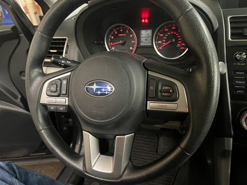 Used 2018 Subaru Forester 2.5i Premium w/ Popular Package #2A AWD/4WD image 10