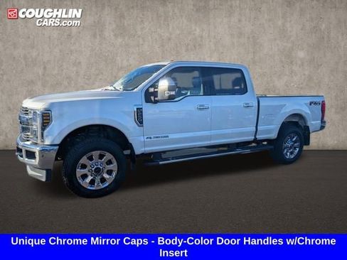 Used 2019 Ford F250 Lariat w/ Chrome Package image 5