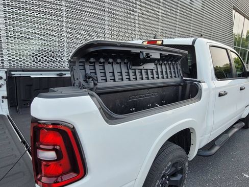 Used 2025 RAM 1500 Big Horn AWD/4WD image 9
