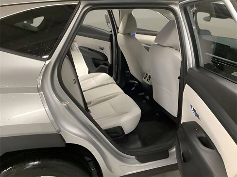 Certified 2025 Hyundai Tucson SEL image 13
