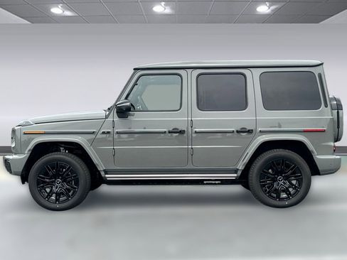 New 2026 Mercedes-Benz G 580 w/ EQ Technology image 2