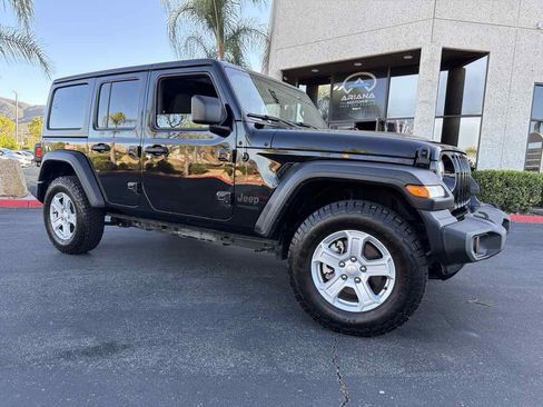 Used 2022 Jeep Wrangler Unlimited Sport AWD/4WD image 7