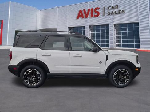 Used 2025 Ford Bronco Sport Outer Banks AWD/4WD image 5
