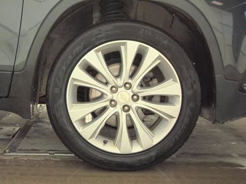 Used 2020 Chevrolet Trax Premier image 13