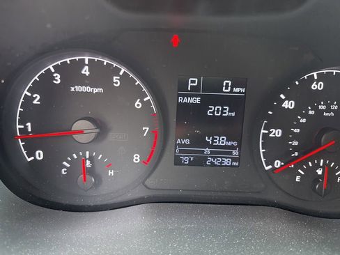 Used 2022 Hyundai Accent SE image 28