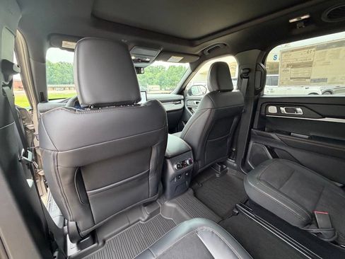 New 2026 Ford Explorer Tremor w/ Tremor Ultimate Package AWD/4WD image 16