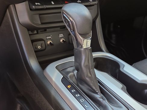 Used 2022 Chevrolet Colorado LT w/ Fleet Safety Package image 12