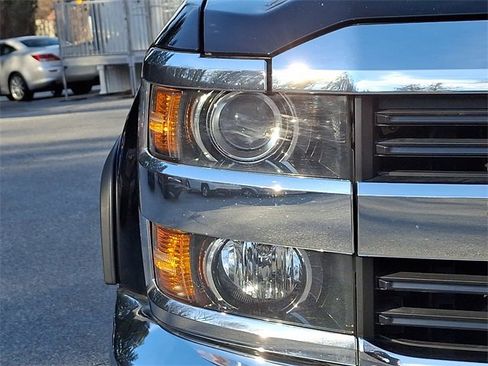 Used 2015 Chevrolet Silverado 2500 LT w/ LT Convenience Package image 15
