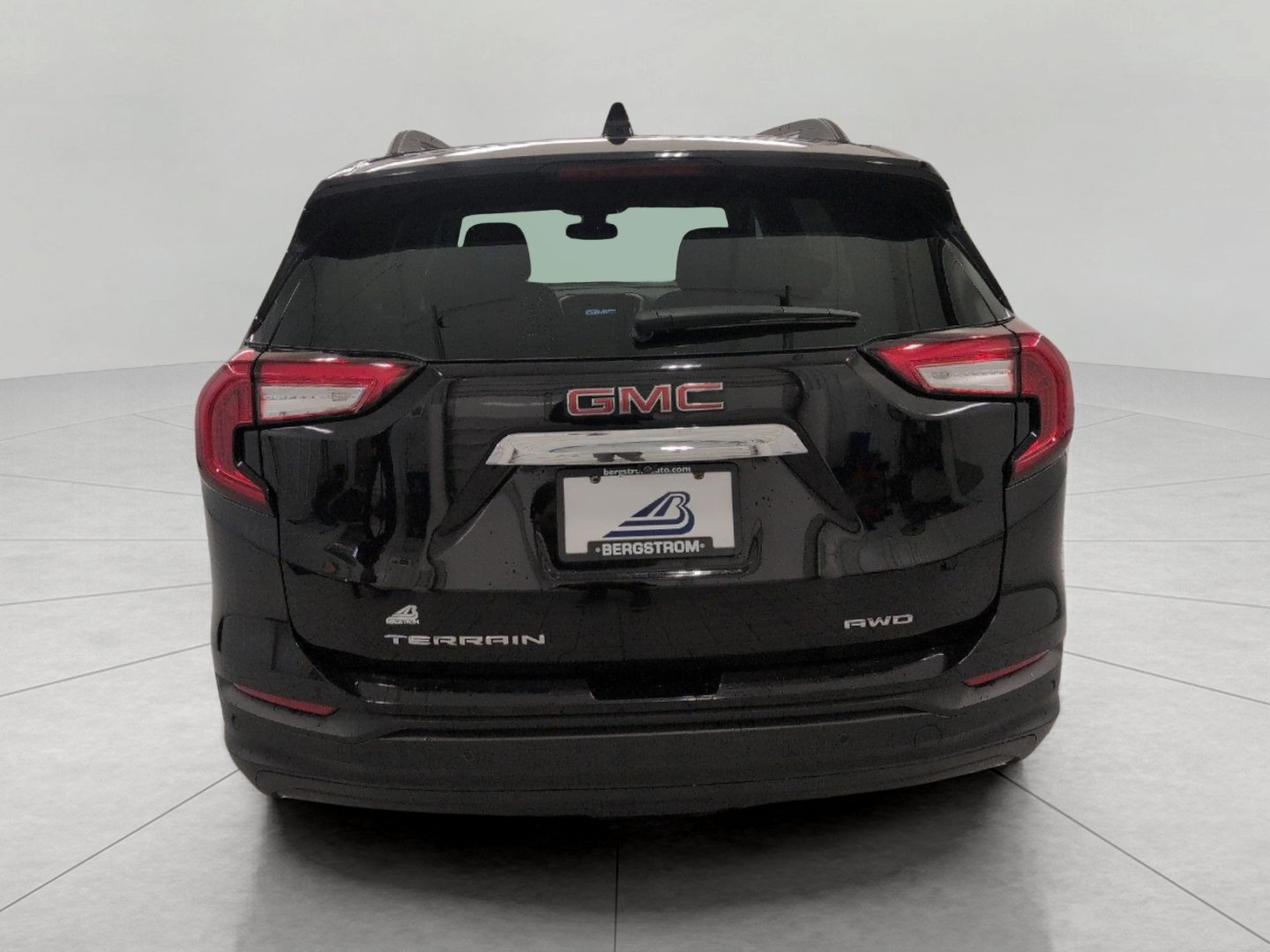 Used 2022 GMC Terrain SLE w/ Driver Convenience Package AWD/4WD image 24