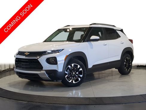 Used 2023 Chevrolet TrailBlazer LT w/ Convenience Package FWD image 1