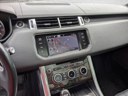 Used 2014 Land Rover Range Rover Sport HSE image 15