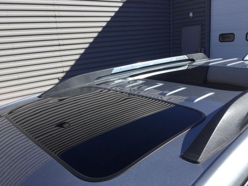 Used 2023 GMC Acadia Denali w/ Denali Ultimate Package image 5