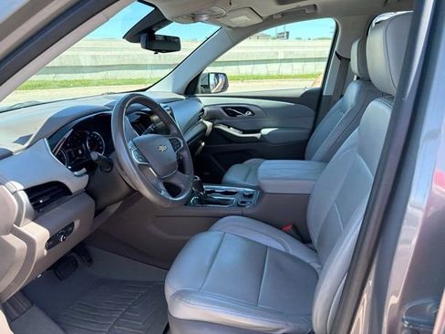 Used 2018 Chevrolet Traverse LT AWD/4WD image 7
