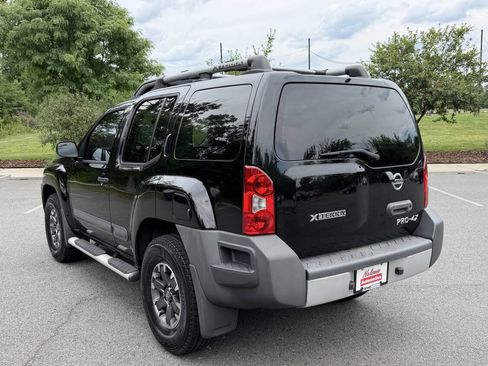 Used 2014 Nissan Xterra PRO-4X AWD/4WD image 3