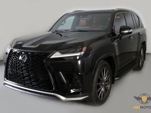 Used 2024 Lexus LX 600 F Sport image 3