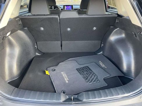 Used 2024 Toyota Corolla Cross LE image 46