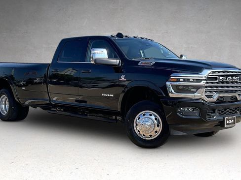 Used 2025 RAM 3500 Longhorn w/ Max Tow Package AWD/4WD image 20