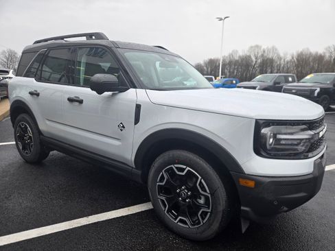 New 2026 Ford Bronco Sport Outer Banks image 3