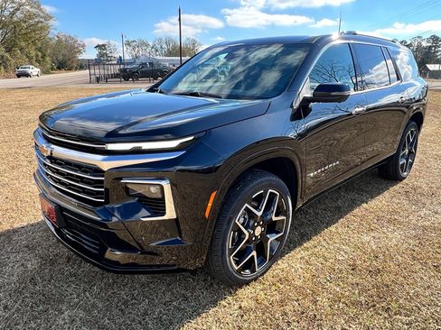New 2026 Chevrolet Traverse High Country FWD image 25