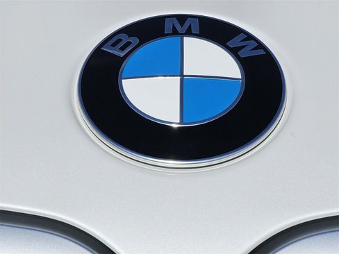 New 2026 BMW X7 xDrive40i w/ Climate Comfort Package image 10