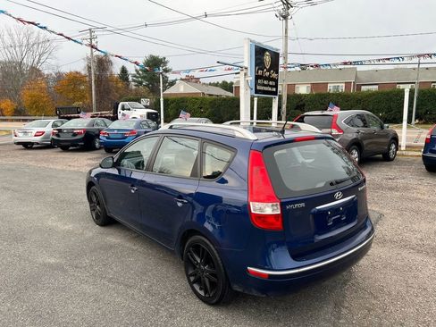 Used 2012 Hyundai Elantra SE image 2