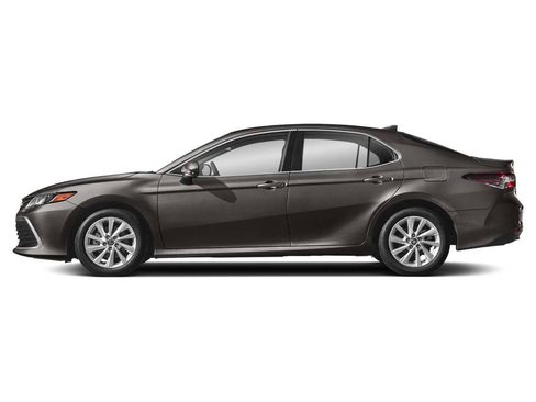 Used 2024 Toyota Camry LE FWD image 3
