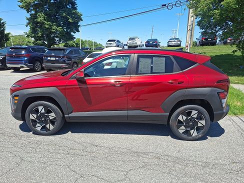 Certified 2024 Hyundai Kona SEL AWD/4WD image 9