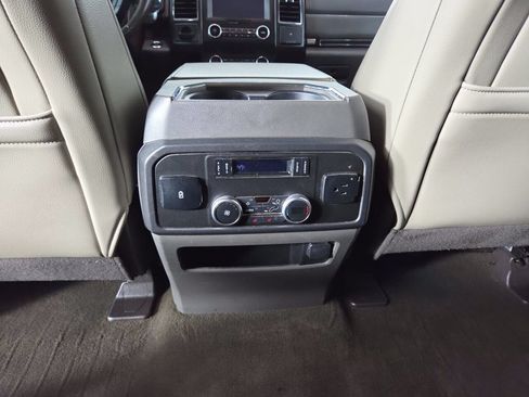 Used 2019 Ford Expedition Max Limited AWD/4WD image 21