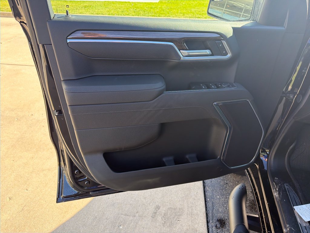 New 2026 Chevrolet Silverado 1500 RST w/ RST Select Package AWD/4WD image 24