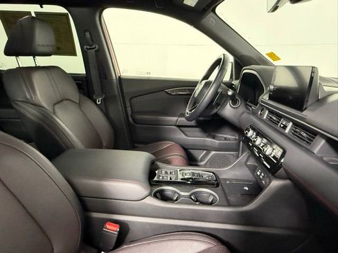 Used 2025 Honda Pilot Black Edition image 51