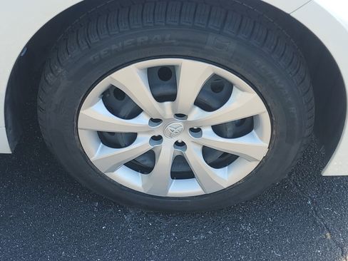 Certified 2024 Toyota Corolla LE FWD image 7