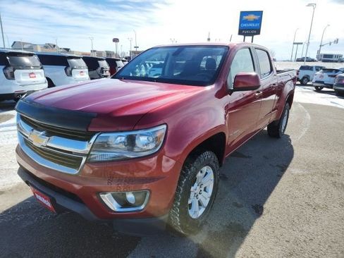 Used 2015 Chevrolet Colorado LT w/ LT Convenience Package image 3