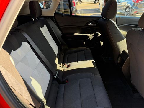 Used 2024 Chevrolet Trax LS w/ LS Convenience Package image 24