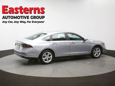 Used 2025 Honda Accord LX image 34