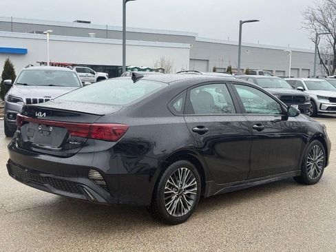 Used 2024 Kia Forte GT-Line image 3