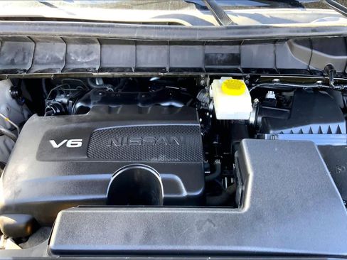 Used 2022 Nissan Pathfinder Platinum AWD/4WD image 30