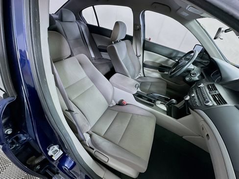 Used 2012 Honda Accord LX image 28