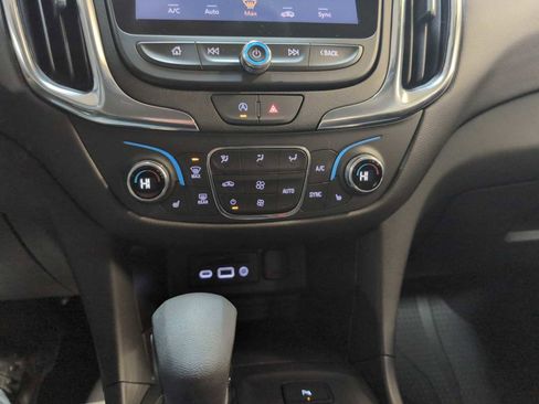 Used 2023 Chevrolet Equinox LT image 17