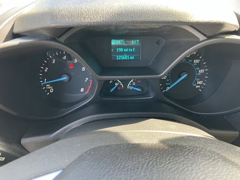 Used 2014 Ford Transit Connect XLT FWD image 9