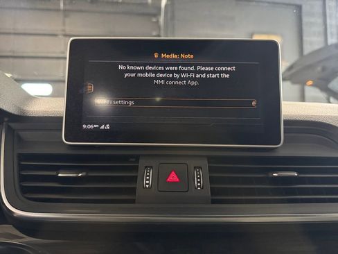 Used 2020 Audi Q5 Prestige AWD/4WD image 23