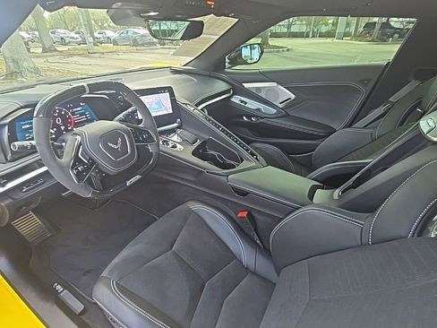 Used 2025 Chevrolet Corvette Z06 RWD image 14