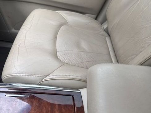 Used 2017 INFINITI QX80 2WD w/ Deluxe Technology Package image 3