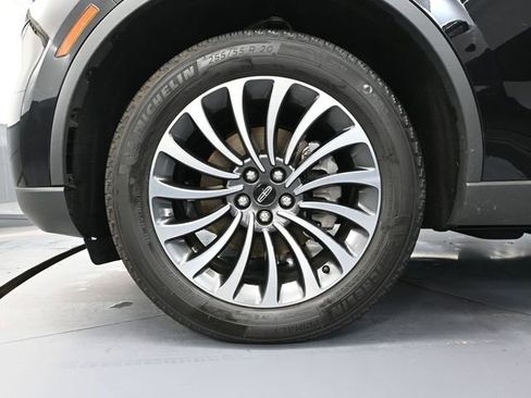 Used 2022 Lincoln Aviator Reserve w/ Elements Package Plus image 17