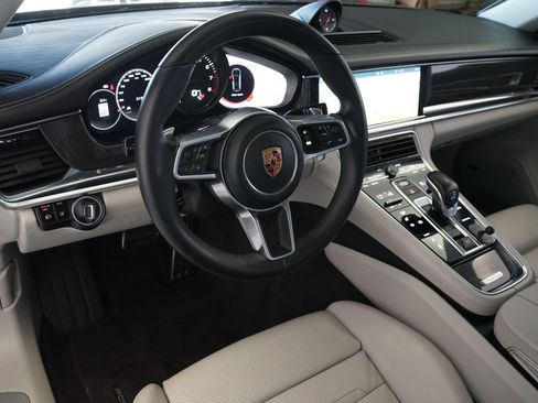 Used 2017 Porsche Panamera 4S AWD/4WD image 2