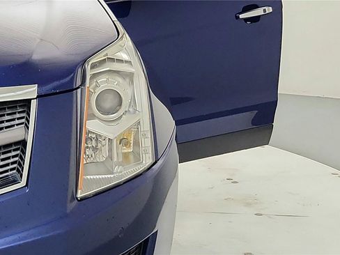 Used 2012 Cadillac SRX Luxury FWD image 11