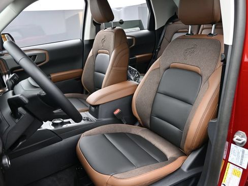 New 2025 Ford Bronco Sport Outer Banks w/ Outer Banks Tech Package+ AWD/4WD image 14